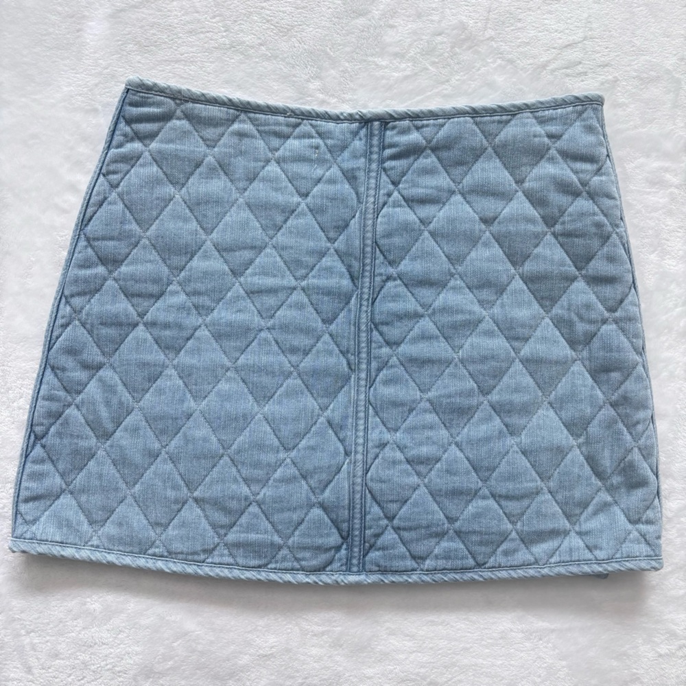 BLANK NYC Skirt Quilted Wrap Denim Blue Mini Skirt—NWT—28 - Picture 6 of 13